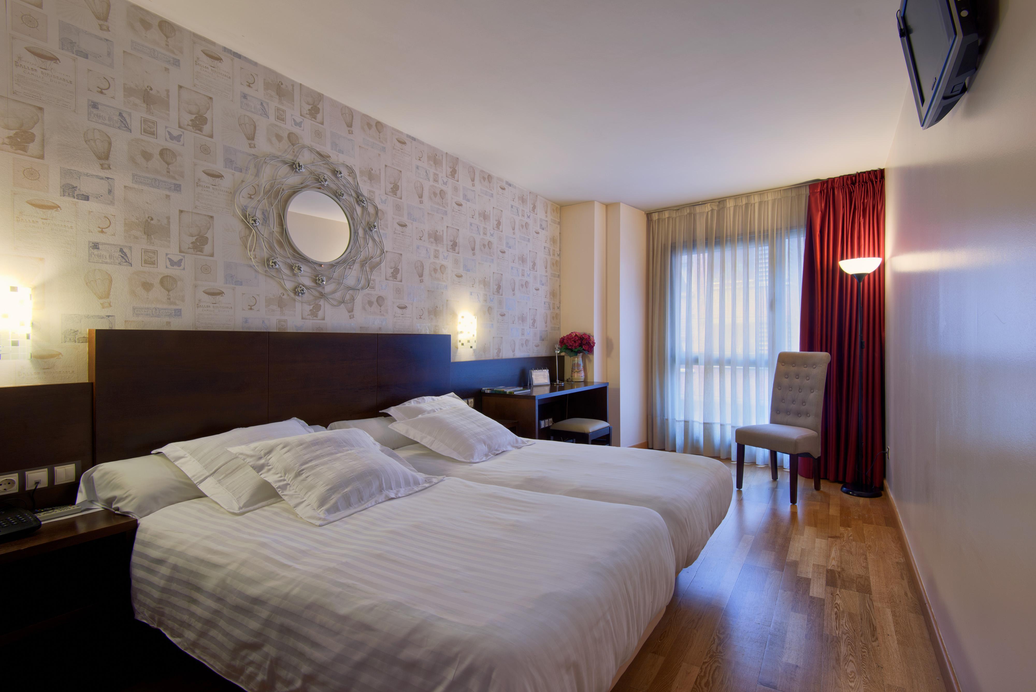Hotel Castro Real Οβιέδο Εξωτερικό φωτογραφία